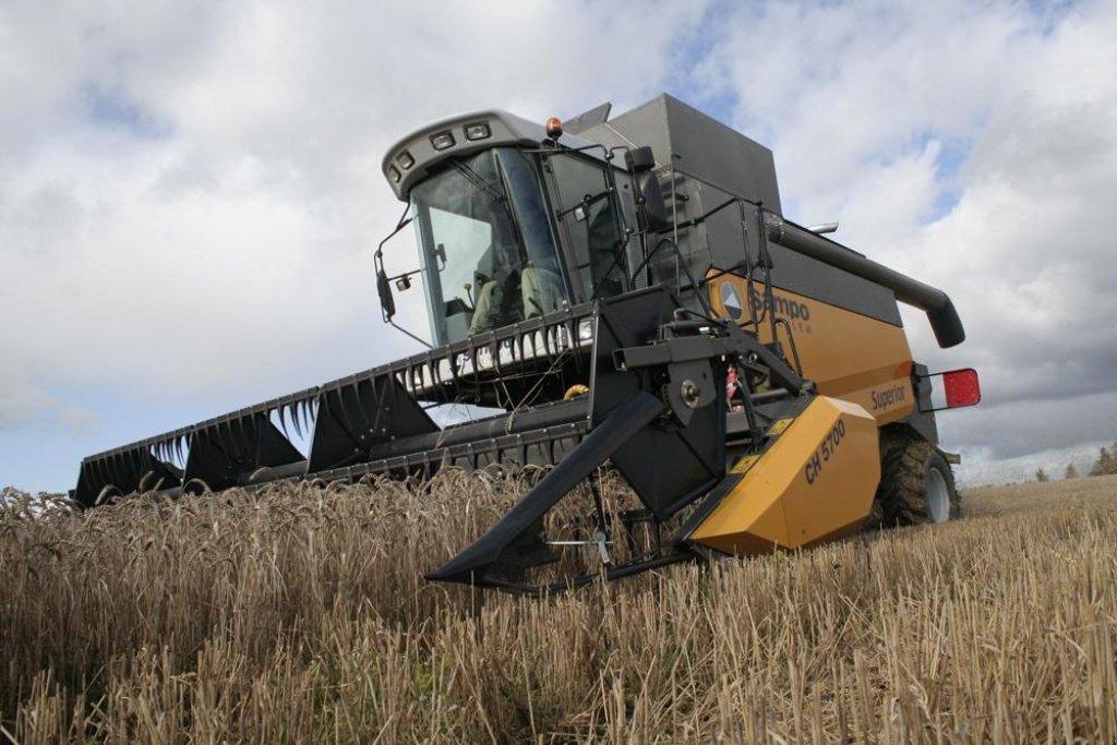 Oldtimer-Mähdrescher typu Sampo SR 3085 Superior, Neumaschine v Київ (Obrázek 3)