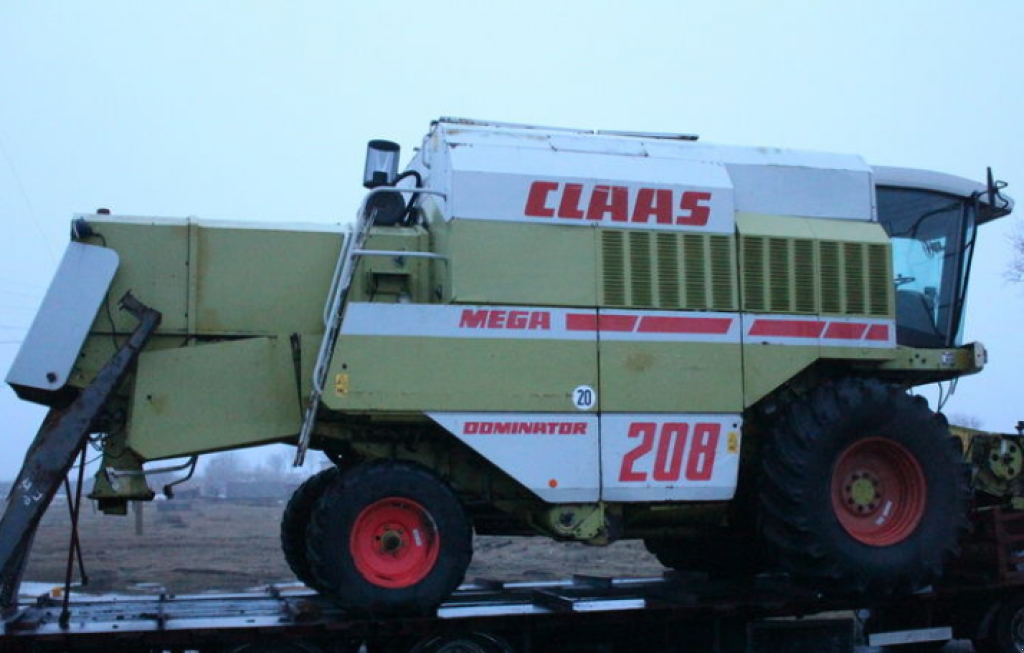 Oldtimer-Mähdrescher van het type CLAAS Mega 208, Neumaschine in Миколаїв (Foto 4)