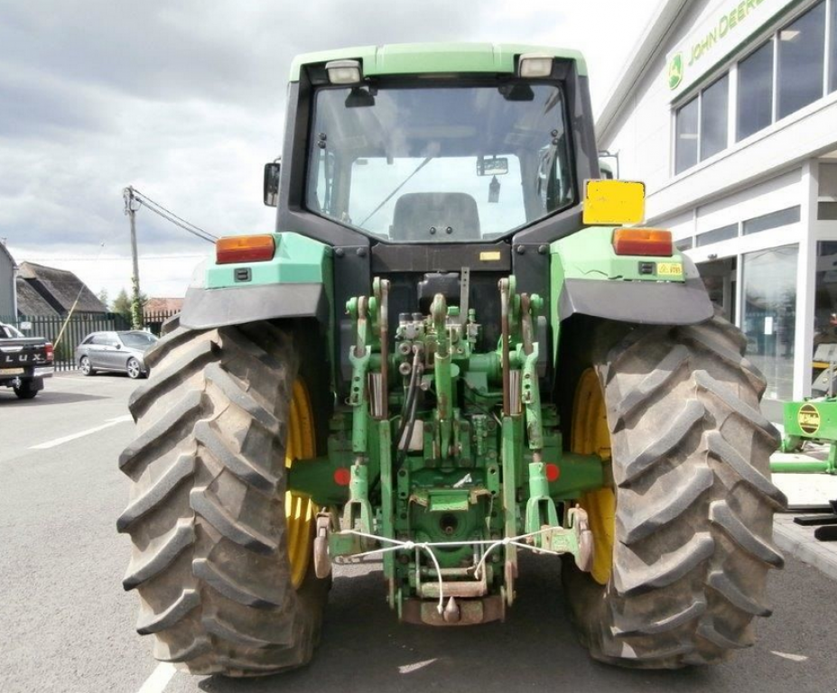 Oldtimer-Traktor του τύπου John Deere 6800, Neumaschine σε Київ (Φωτογραφία 4)