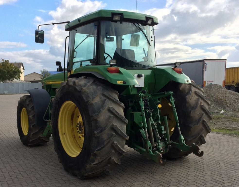 Oldtimer-Traktor typu John Deere 8100, Neumaschine v Київ (Obrázek 3)