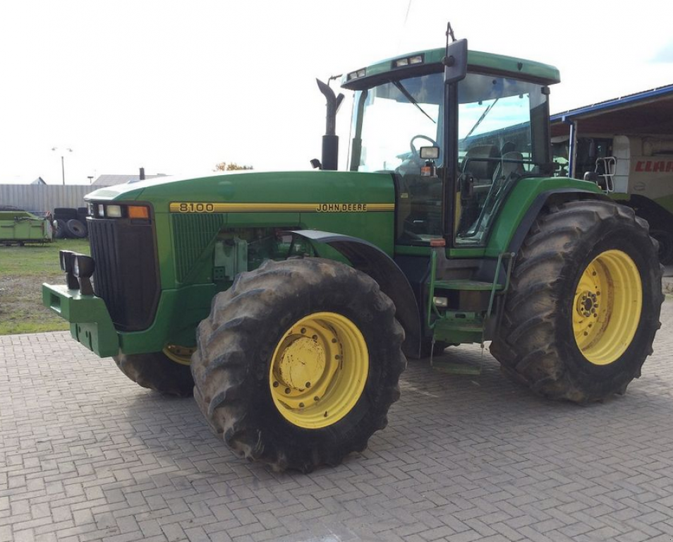 Oldtimer-Traktor tipa John Deere 8100, Neumaschine u Київ (Slika 1)