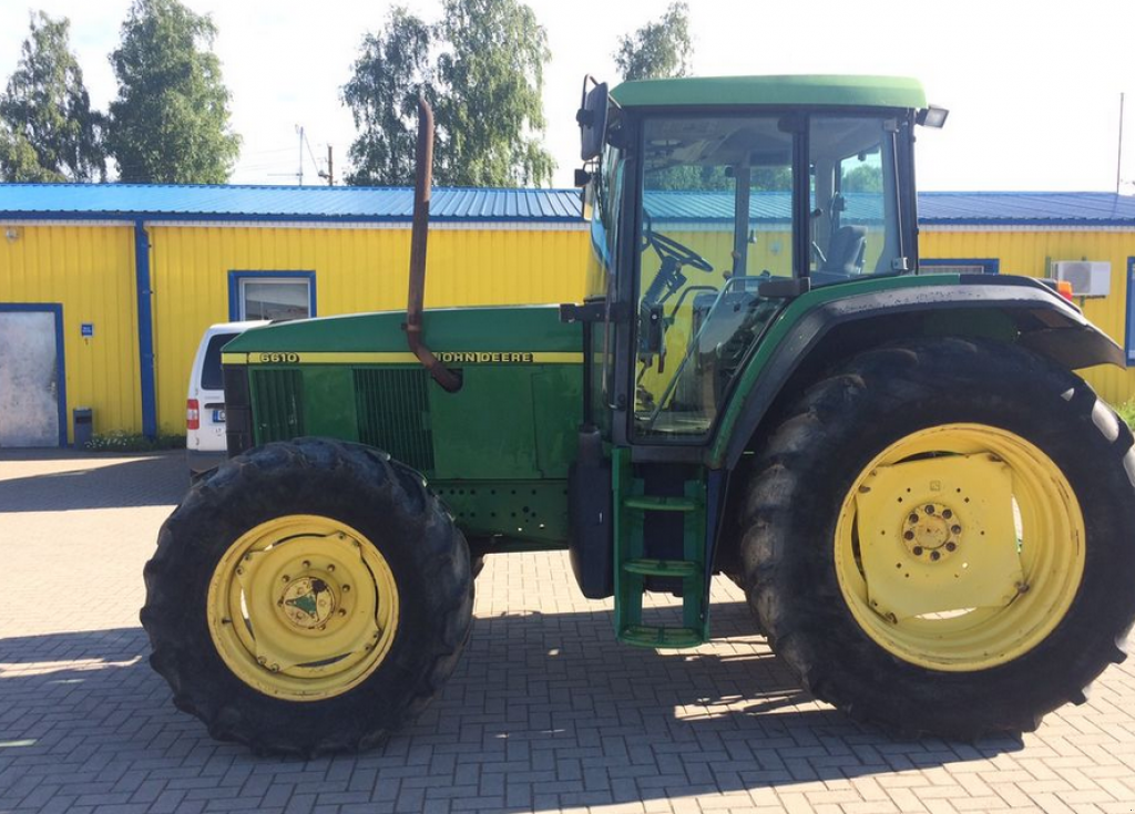 Oldtimer-Traktor typu John Deere 6610, Neumaschine v Київ (Obrázek 1)