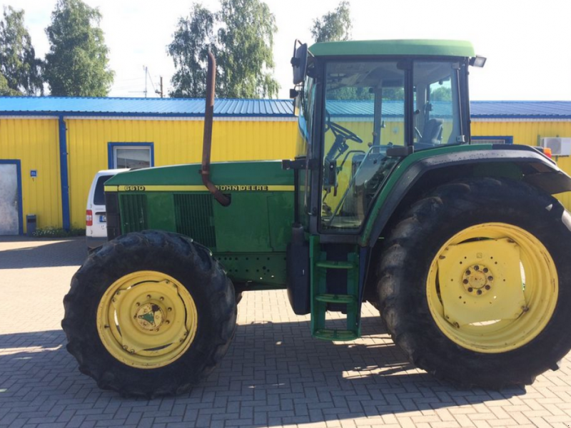 Oldtimer-Traktor typu John Deere 6610, Neumaschine w Київ (Zdjęcie 1)