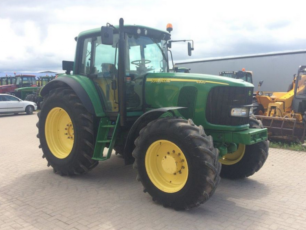 Oldtimer-Traktor typu John Deere 6920, Neumaschine v Київ (Obrázek 1)