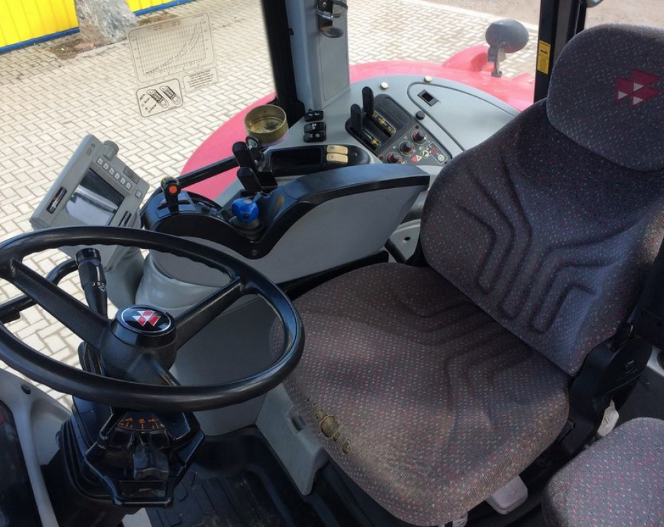 Oldtimer-Traktor typu Massey Ferguson 6480 A, Neumaschine v Київ (Obrázek 8)