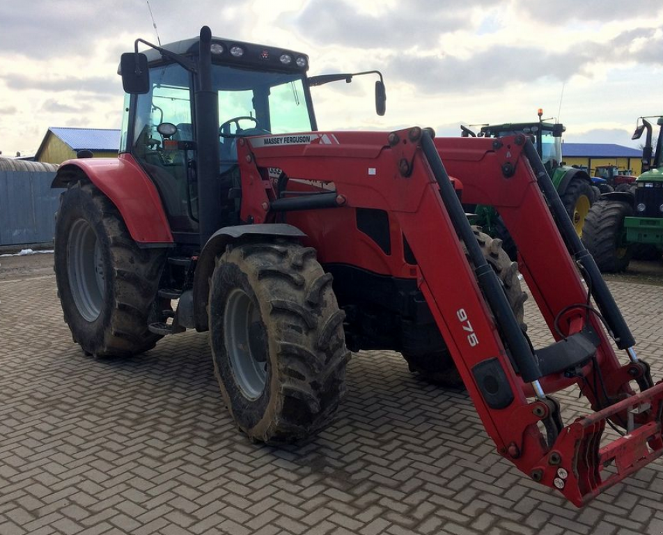 Oldtimer-Traktor typu Massey Ferguson 6480 A, Neumaschine v Київ (Obrázek 2)
