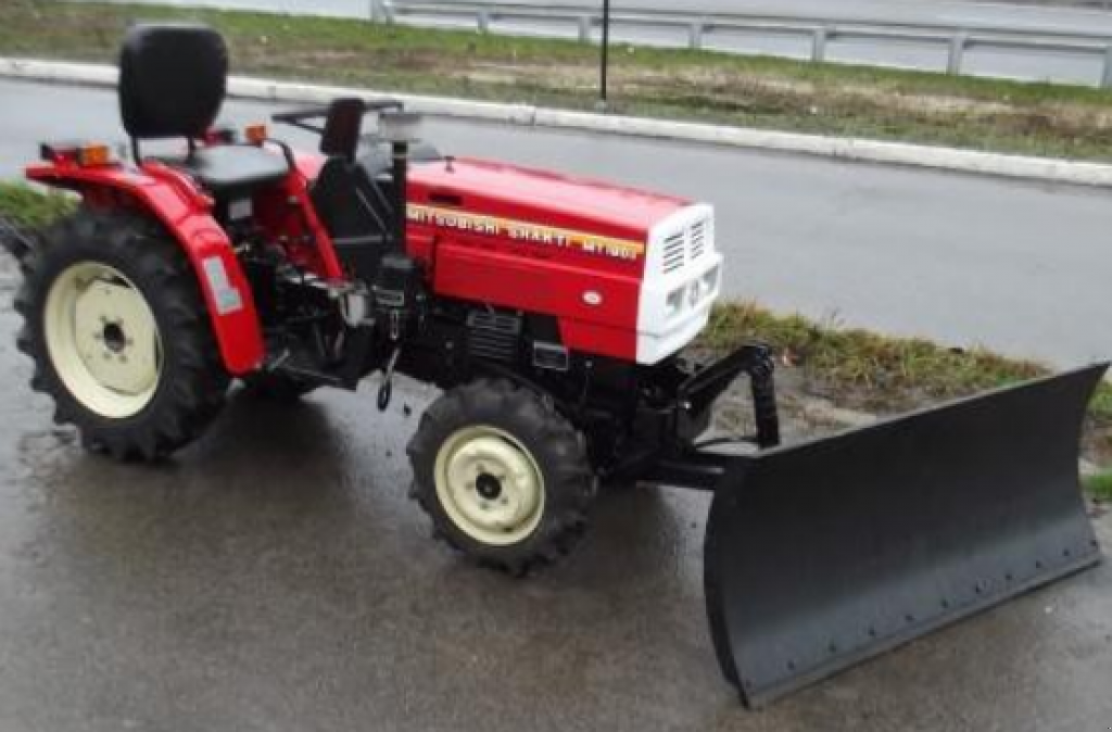 Hopfentraktor a típus Mitsubishi MT 180D, Neumaschine ekkor: Глеваха (Kép 5)