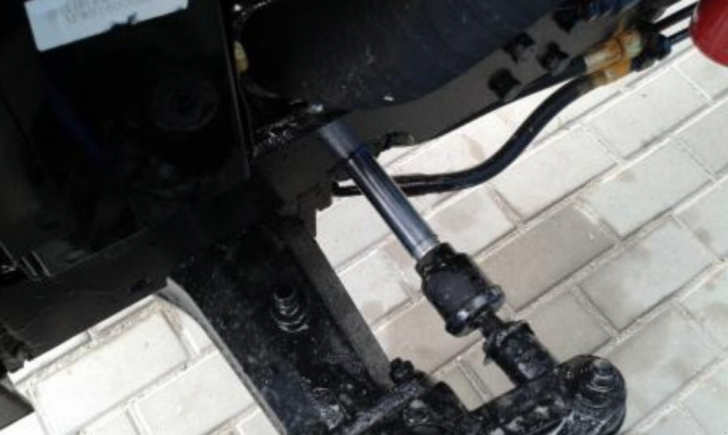 Hopfentraktor a típus Jinma 264 E, Neumaschine ekkor: Глеваха (Kép 7)