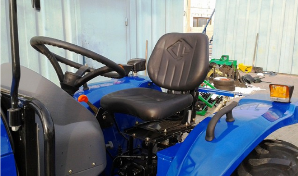 Hopfentraktor typu Jinma 264 E, Neumaschine v Глеваха (Obrázek 10)