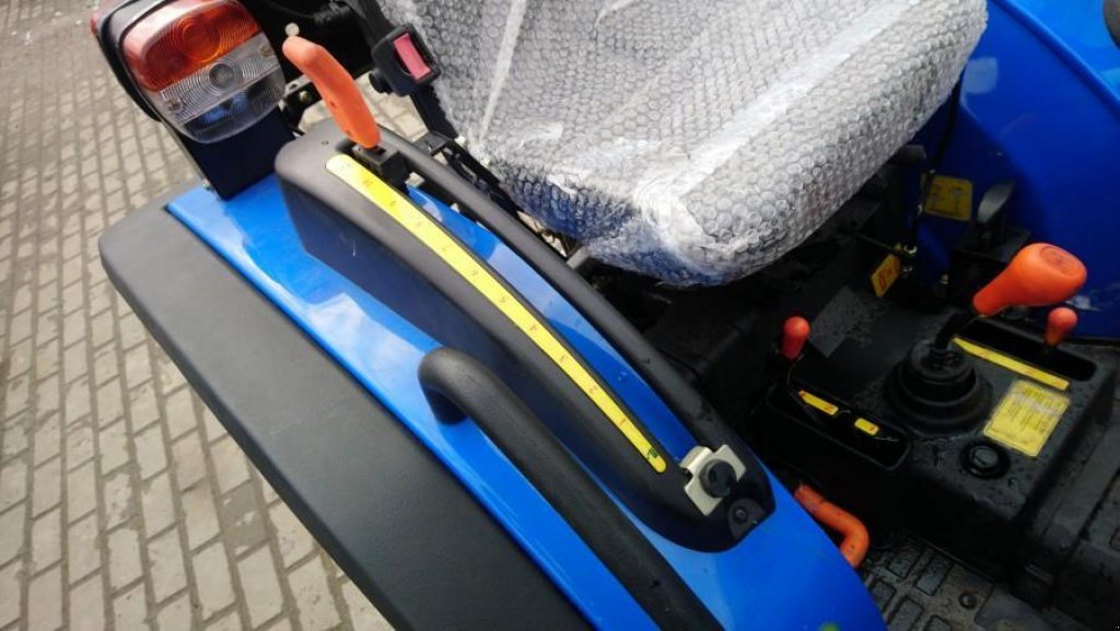 Hopfentraktor typu Solis 26, Neumaschine v Глеваха (Obrázek 4)