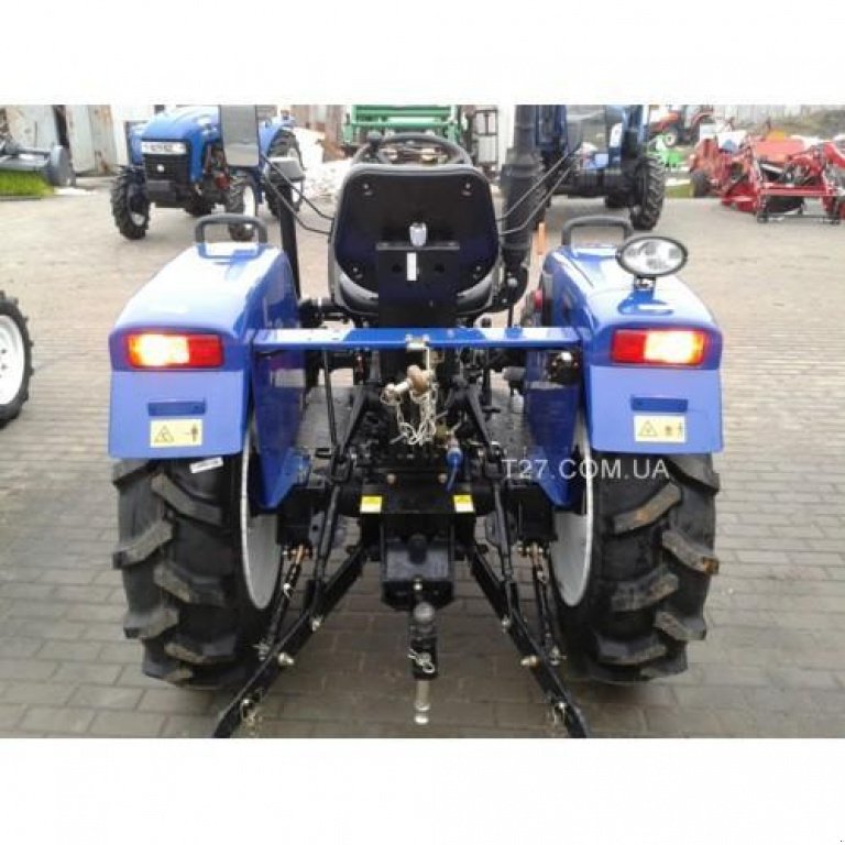 Hopfentraktor a típus LOVOL Lovol 244, Neumaschine ekkor: Глеваха (Kép 5)