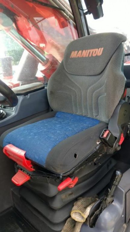 Teleskopstapler of the type Manitou MLT 741, Neumaschine in Не обрано (Picture 2)