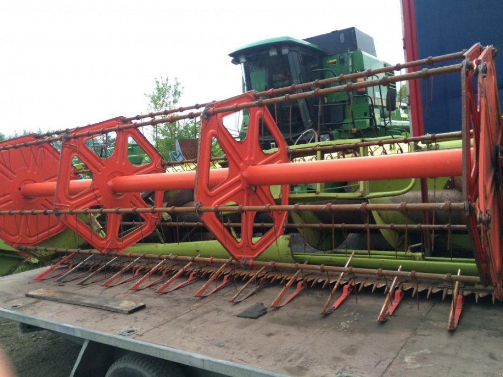 Oldtimer-Mähdrescher des Typs CLAAS Dominator 68, Neumaschine in Луцьк (Bild 6)