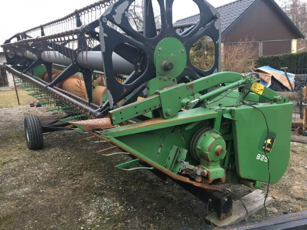 Oldtimer-Mähdrescher des Typs John Deere 2066, Neumaschine in Луцьк (Bild 2)