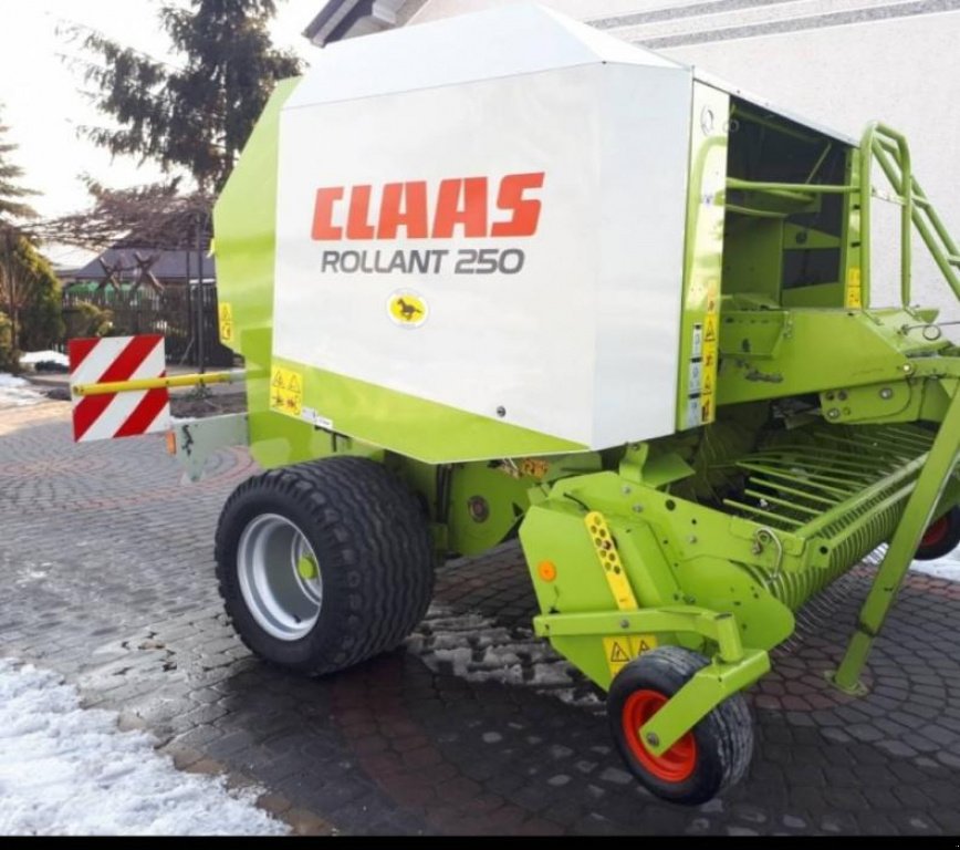 Rundballenpresse typu CLAAS Rollant 250 Roto Cut,  v Луцьк (Obrázek 7)