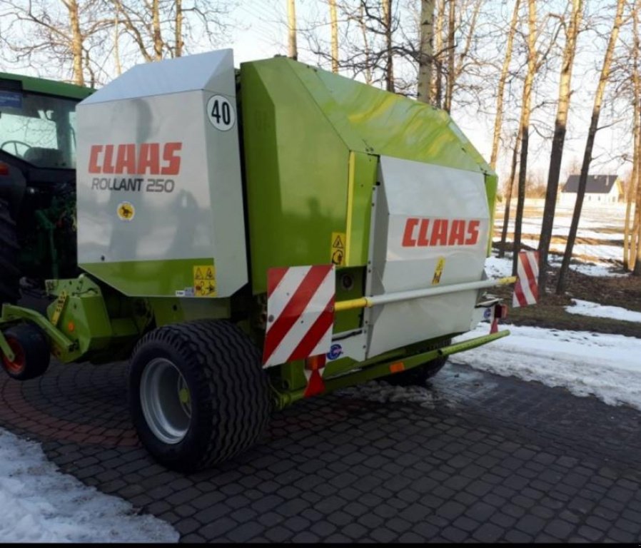 Rundballenpresse typu CLAAS Rollant 250 Roto Cut,  v Луцьк (Obrázek 8)
