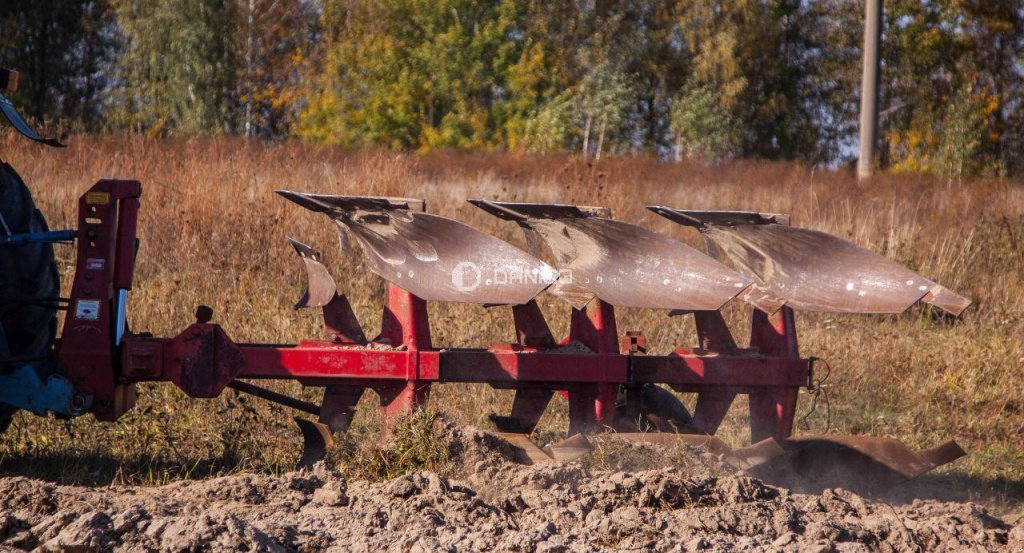 Scheibenpflug typu Naud 57,  v Черняхів (Obrázek 2)