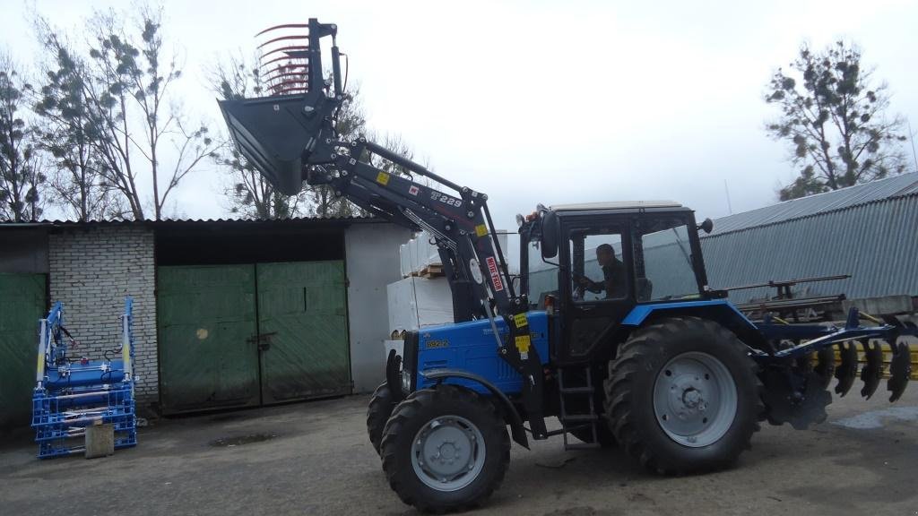 Frontlader of the type Metal-Fach Т229-D15, Neumaschine in Львів (Picture 9)