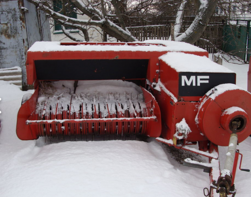 Hochdruckpresse typu Massey Ferguson 120,  v Золотоноша (Obrázek 3)