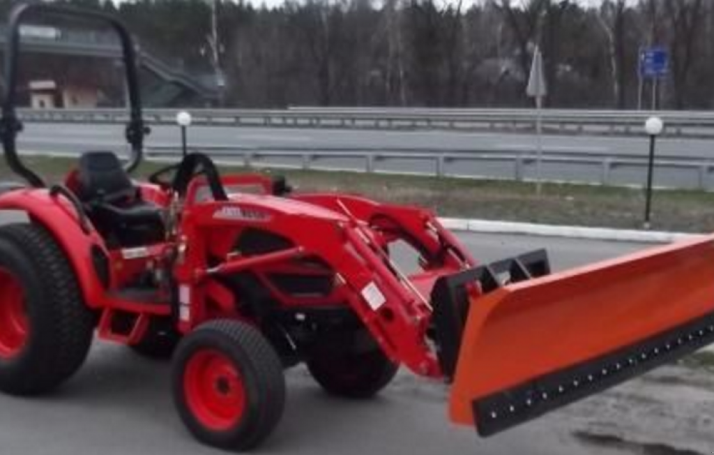 Hopfentraktor a típus LOVOL TE 244, Neumaschine ekkor: Київ (Kép 8)