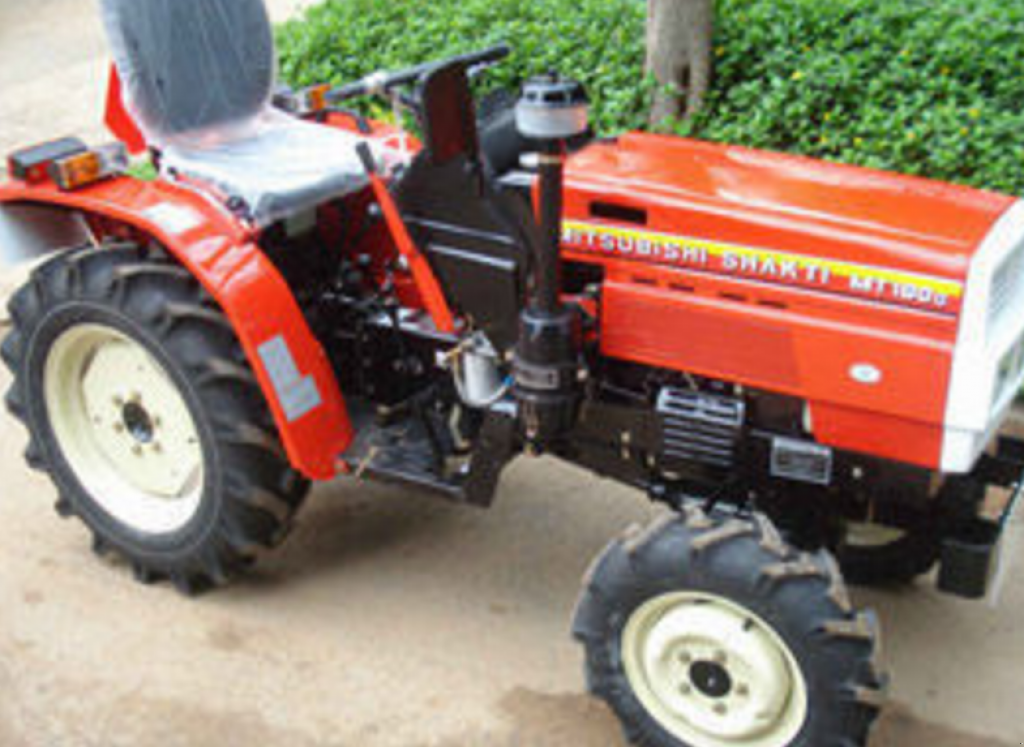 Hopfentraktor a típus Mitsubishi MT 180D, Neumaschine ekkor: Київ (Kép 1)