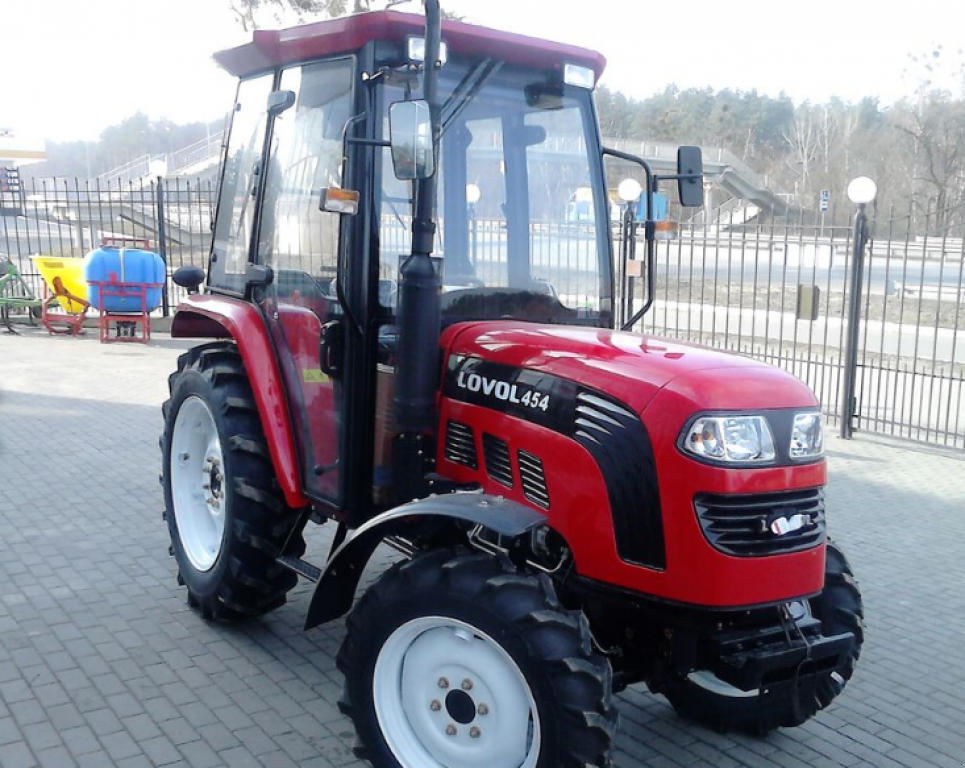 Hopfentraktor a típus LOVOL Lovol 454C, Neumaschine ekkor: Київ (Kép 2)