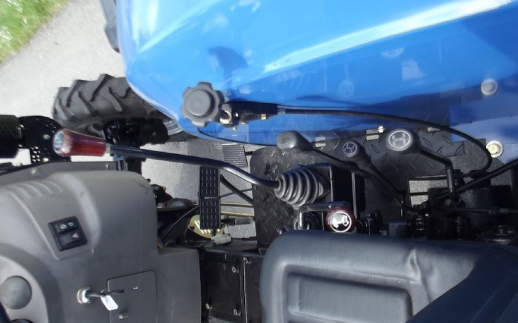 Hopfentraktor typu Kioti NX4510C, Neumaschine v Київ (Obrázek 6)