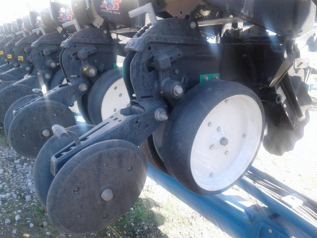 Gareeggenfelder typu Kinze 3600,  v Дніпропетровськ (Obrázek 5)