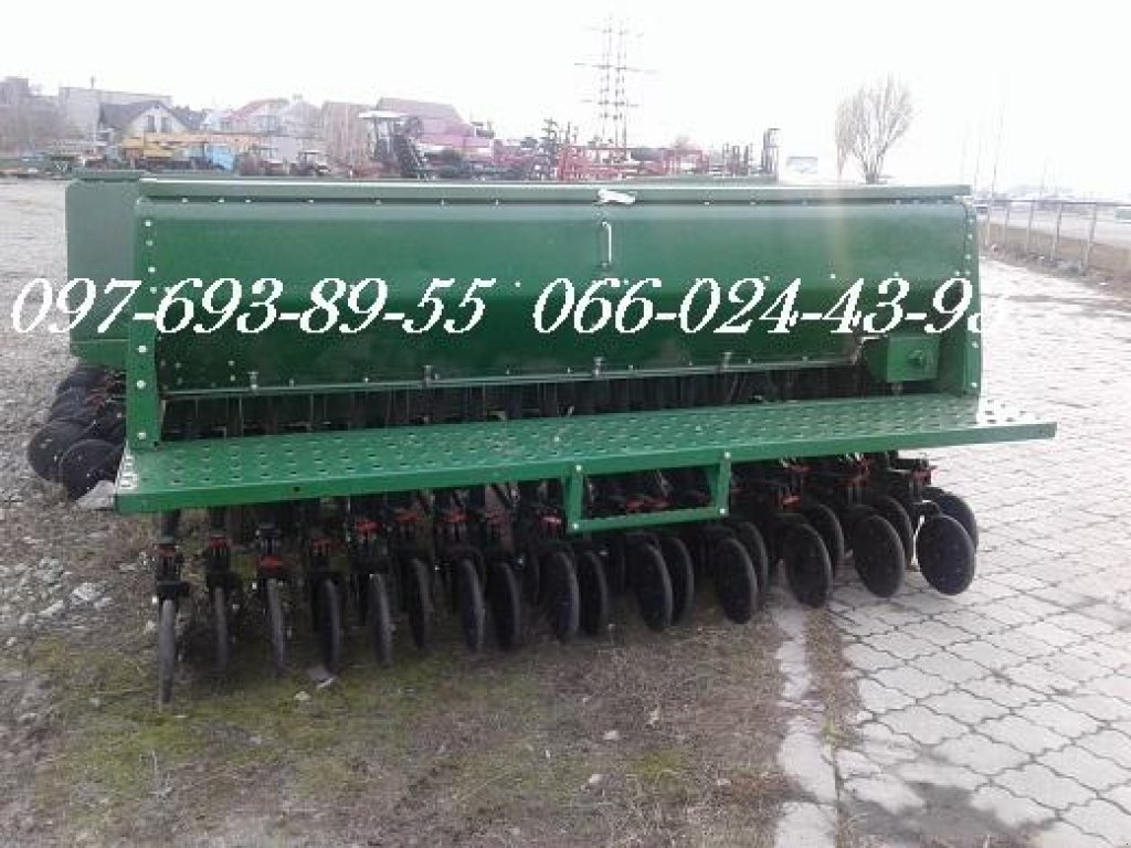 Direktsaatmaschine typu John Deere 455,  w Дніпропетровськ (Zdjęcie 3)