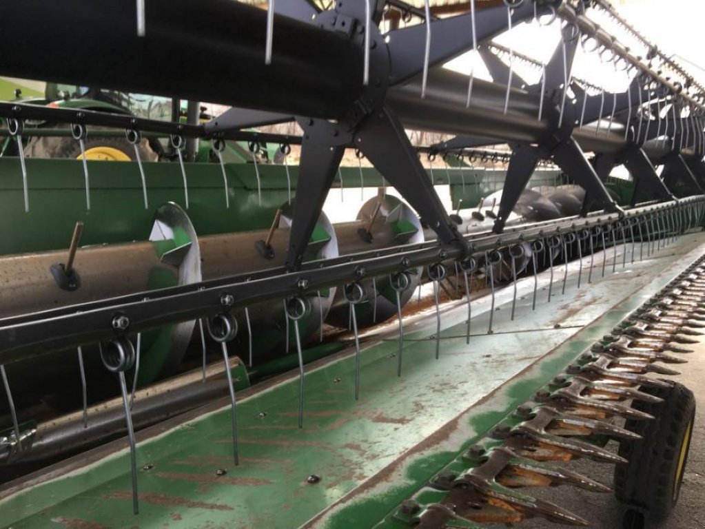 Oldtimer-Mähdrescher del tipo John Deere T670i, Neumaschine In Володарка (Immagine 3)