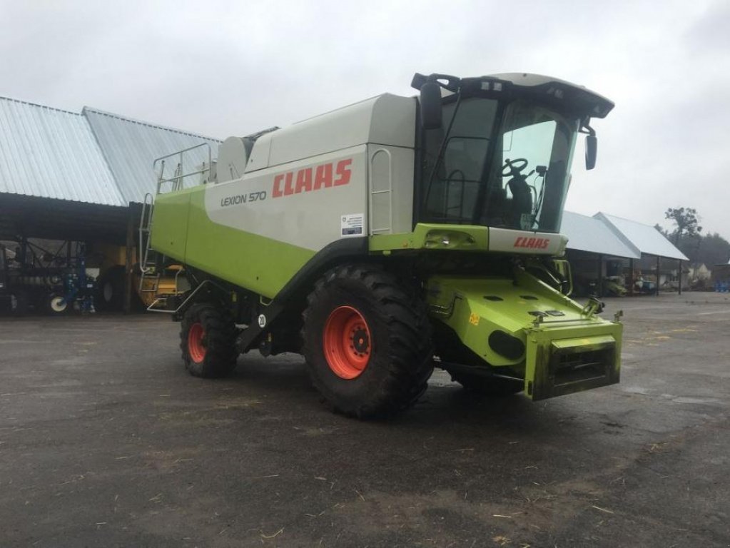 Oldtimer-Mähdrescher typu CLAAS Lexion 570, Neumaschine v Володарка (Obrázek 1)