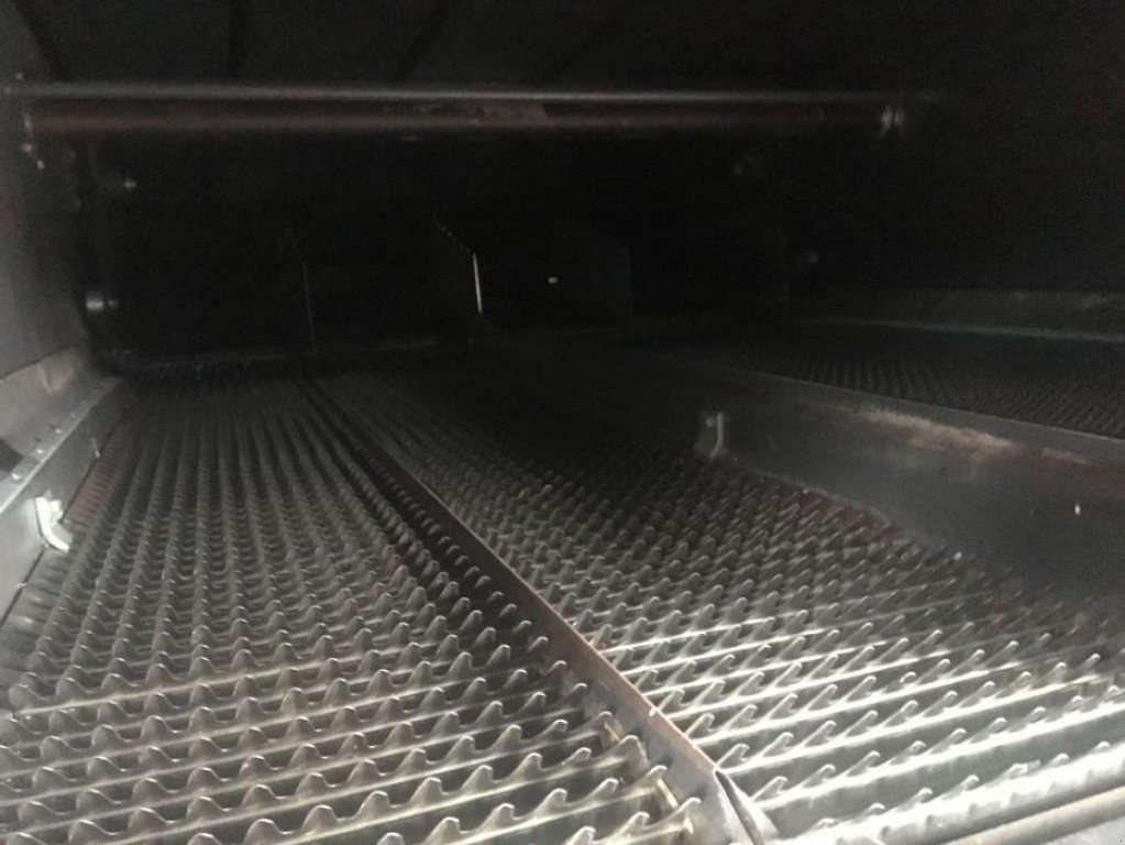 Oldtimer-Mähdrescher typu CLAAS Lexion 570, Neumaschine v Володарка (Obrázek 3)