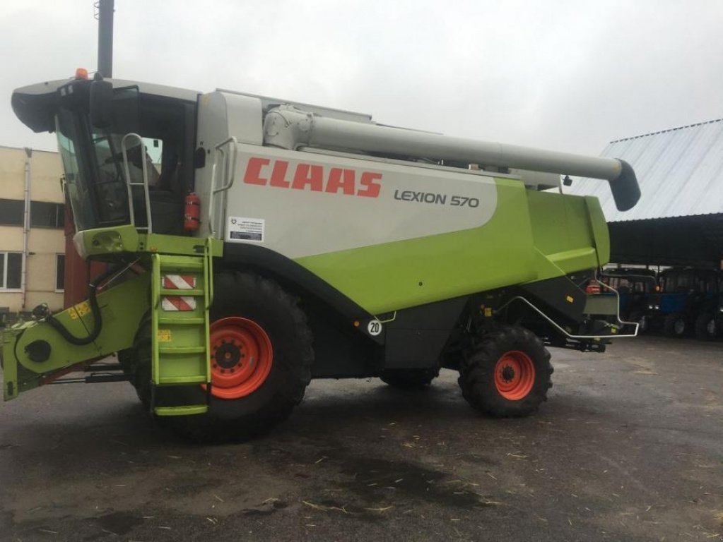 Oldtimer-Mähdrescher typu CLAAS Lexion 570, Neumaschine v Володарка (Obrázek 11)