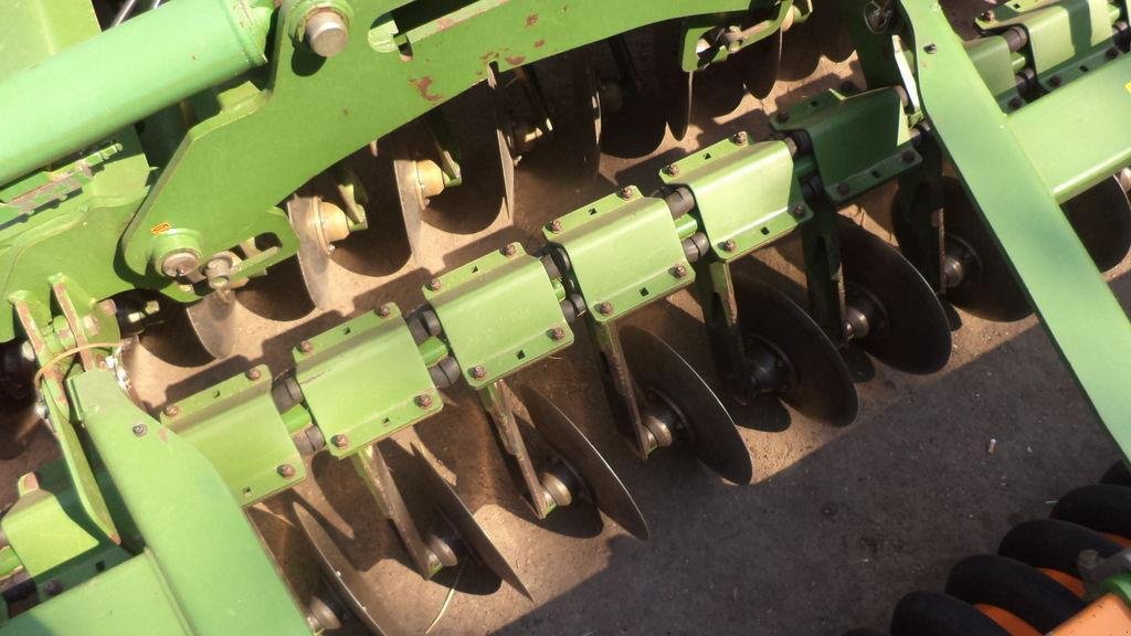 Wiesenegge typu Amazone Catros 6001-2, Gebrauchtmaschine v Володарка (Obrázek 9)