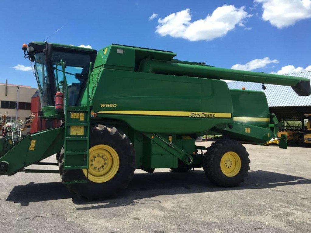 Oldtimer-Mähdrescher a típus John Deere W660, Gebrauchtmaschine ekkor: Володарка (Kép 2)