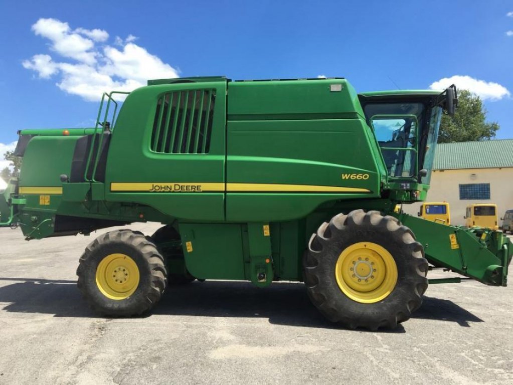 Oldtimer-Mähdrescher a típus John Deere W660, Gebrauchtmaschine ekkor: Володарка (Kép 4)