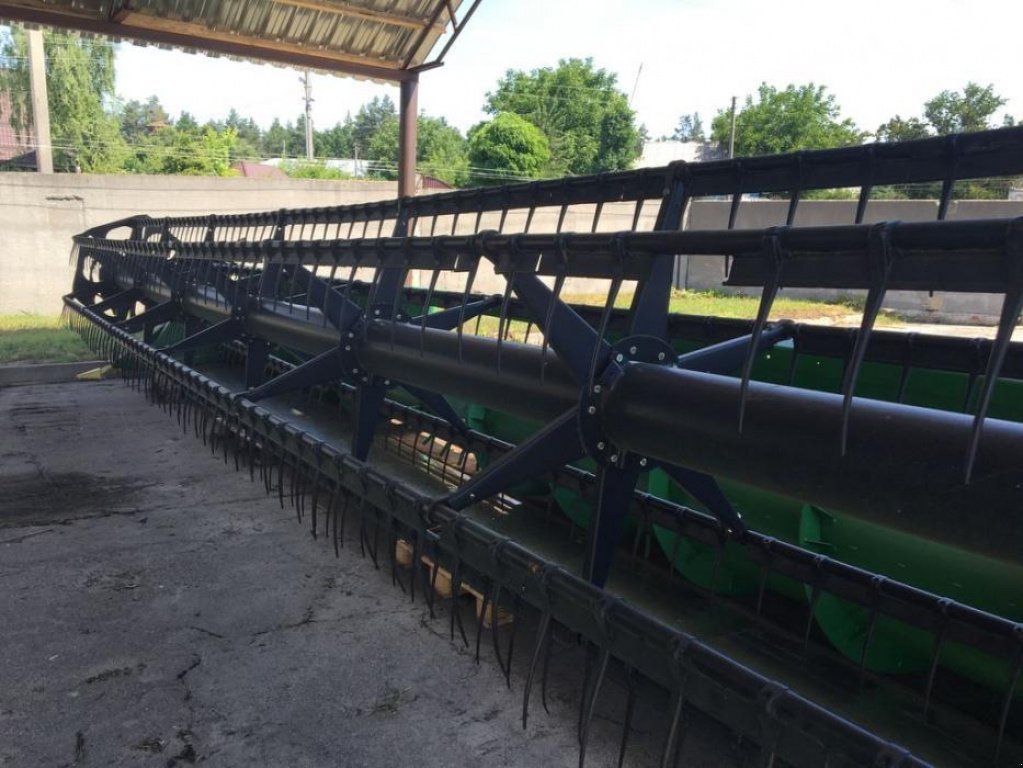 Schneidwerk of the type John Deere 930F, Gebrauchtmaschine in Володарка (Picture 4)