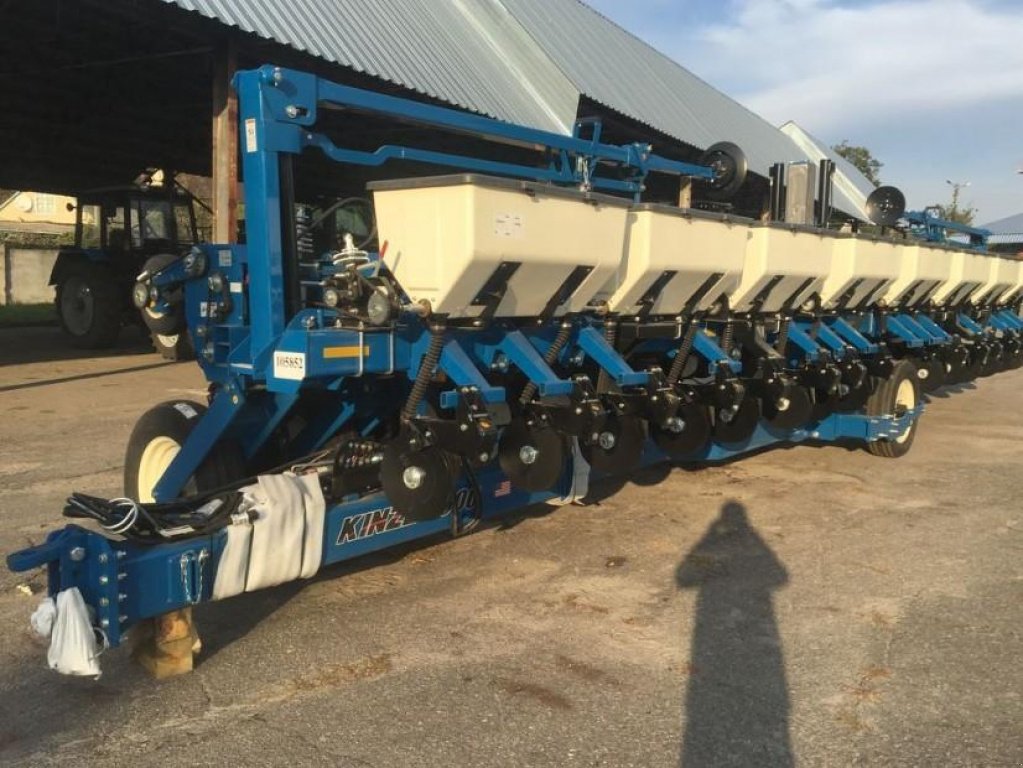 Gareeggenfelder typu Kinze 3600, Gebrauchtmaschine v Володарка (Obrázek 1)