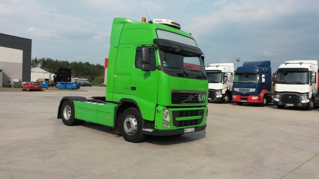 Muldenkipper of the type Volvo FH13 4x2 T ADR, Neumaschine in Київ (Picture 2)