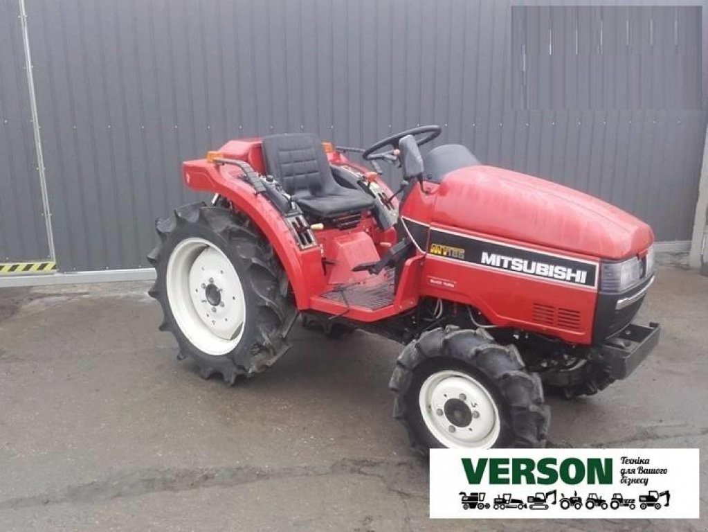 Hopfentraktor a típus Mitsubishi MT 185, Neumaschine ekkor: Київ (Kép 1)