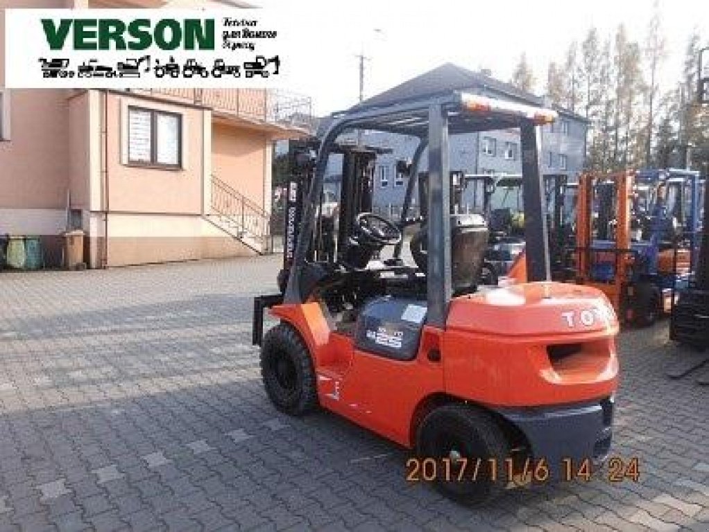 Gabelstapler του τύπου Toyota 62-7FD25, Neumaschine σε Київ (Φωτογραφία 2)