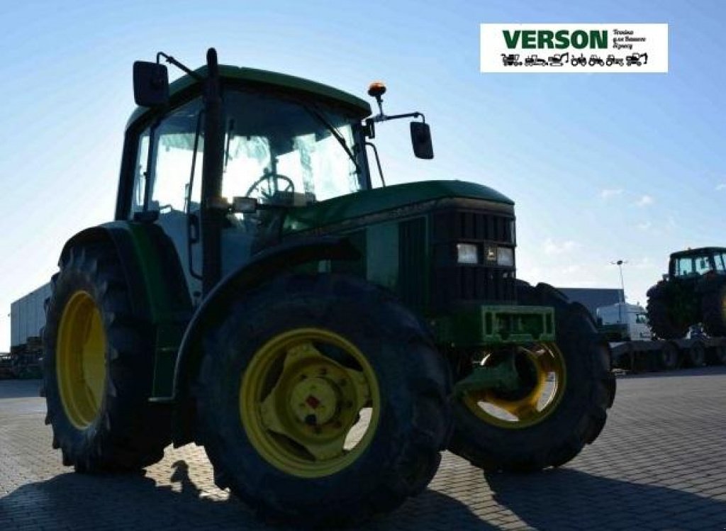 Oldtimer-Traktor del tipo John Deere 6400, Neumaschine en Київ (Imagen 9)