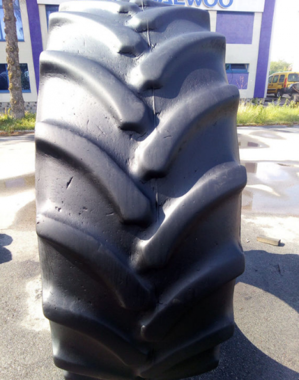 Reifen typu Firestone 710/70R42,  v Житомир (Obrázek 2)