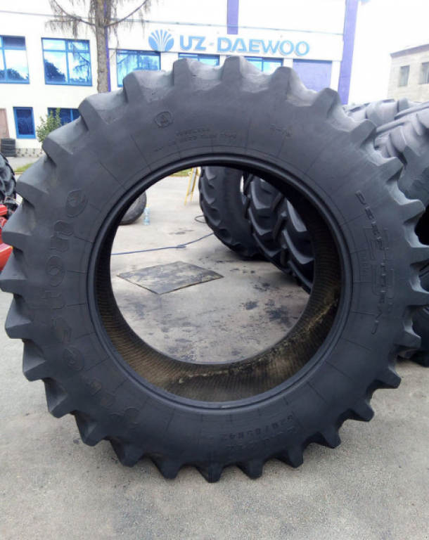 Reifen des Typs Firestone 520/85R42 (20.8R42),  in Житомир (Bild 3)