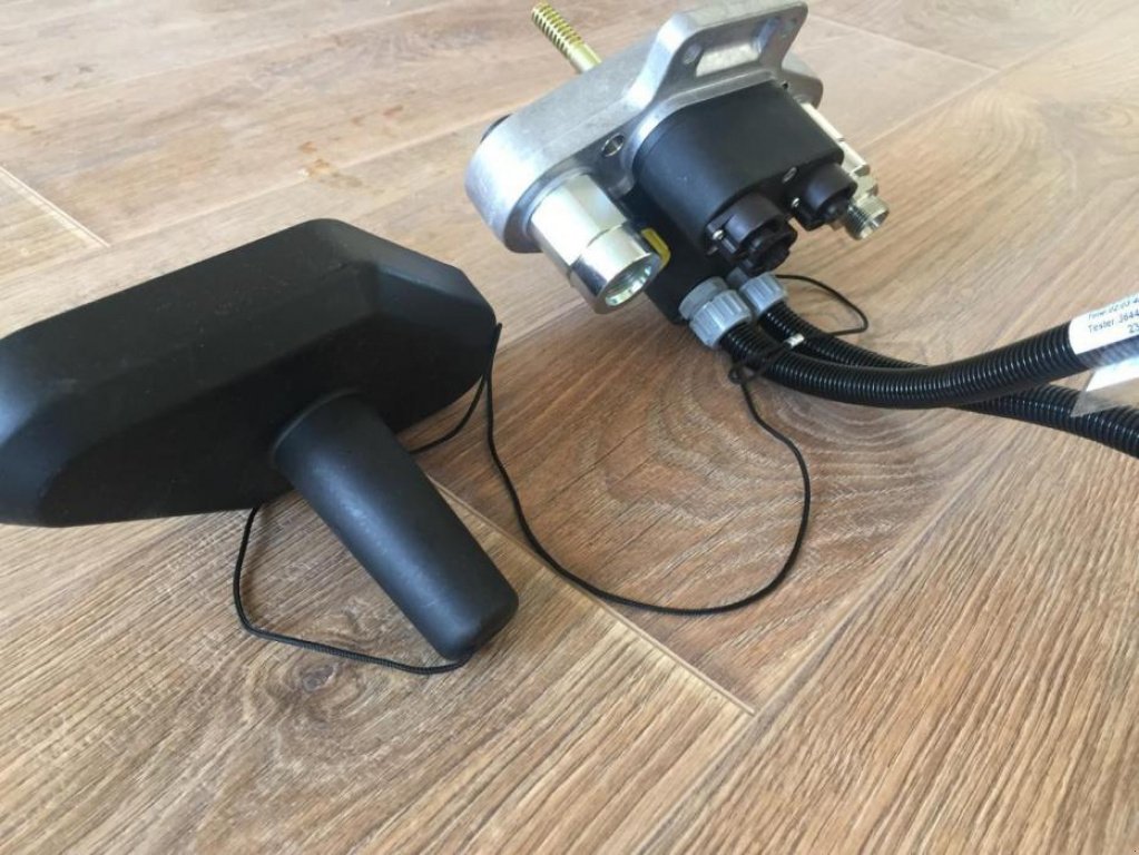 Sonnenblumenschneidwerk typu CLAAS Sunspeed 12-70, Neumaschine v Суми (Obrázek 3)