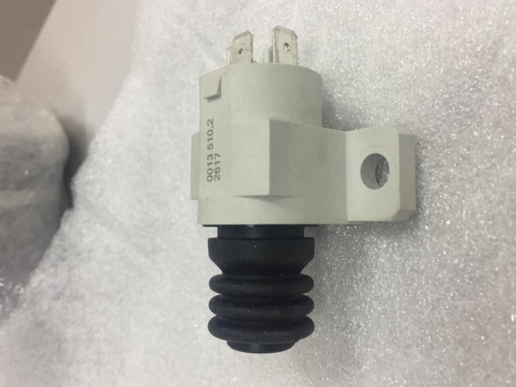 Oldtimer-Mähdrescher typu CLAAS Lexion 670,  v Суми (Obrázek 3)