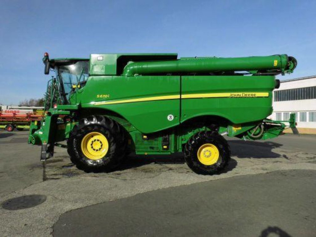 Oldtimer-Mähdrescher a típus John Deere S670, Neumaschine ekkor: Полтава (Kép 1)