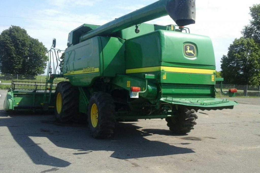Oldtimer-Mähdrescher des Typs John Deere 9660i WTS, Neumaschine in Хмельницький (Bild 5)