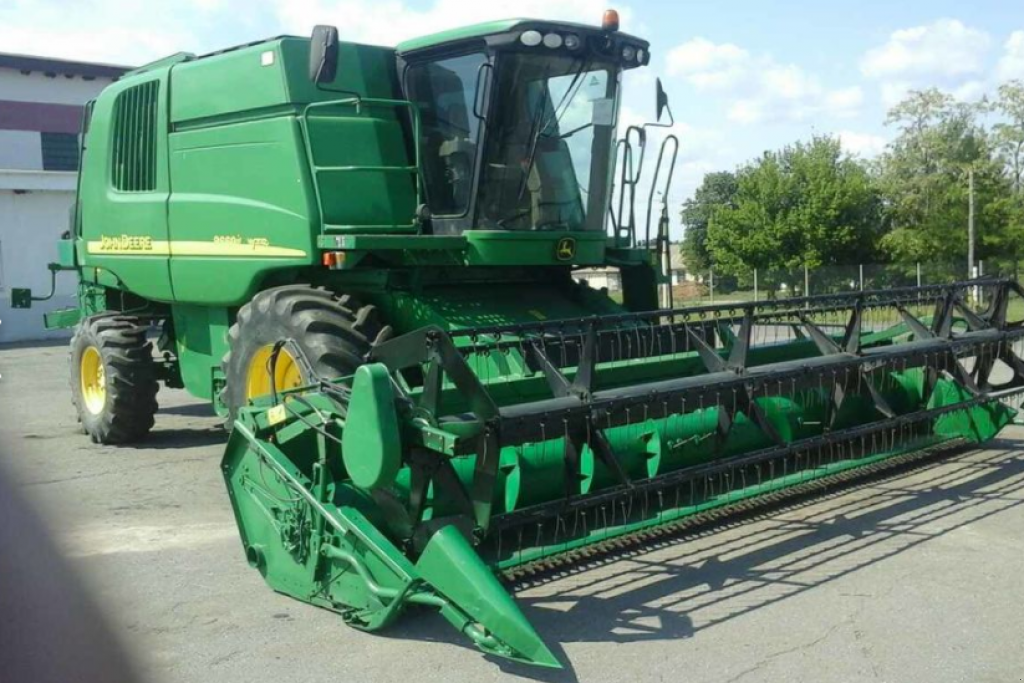 Oldtimer-Mähdrescher des Typs John Deere 9660i WTS, Neumaschine in Хмельницький (Bild 1)