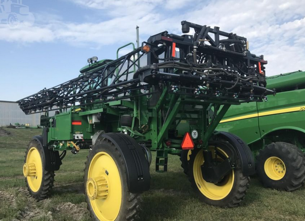 Selbstfahrspritze typu John Deere 4830,  v Біла Церква (Obrázek 5)